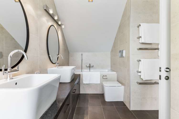 76 Long Drive Saint Heliers_19