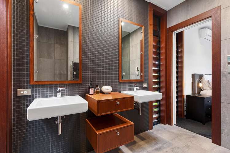 2 Caldera Close Pyes Pa_29