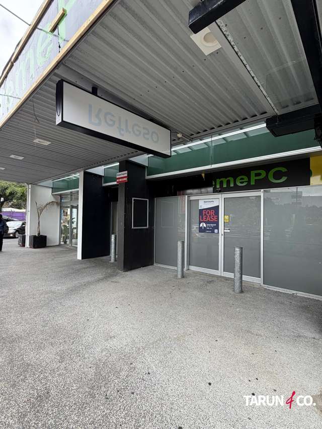 Retail / Cafe Opportunity -  St Lukes Mega centre