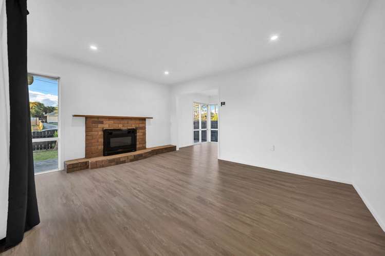 24 Laxon Avenue Otara_9