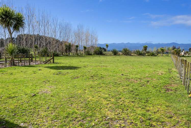 159 Hokio Sand Road Hokio Beach_13