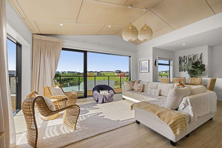 15 Maataitai Road Raglan_9