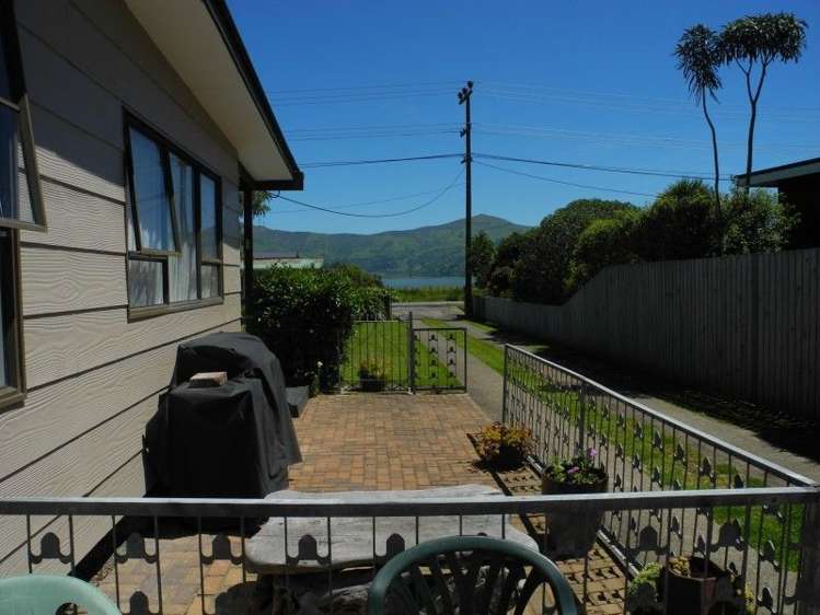 7 Old French Road Takamatua_2