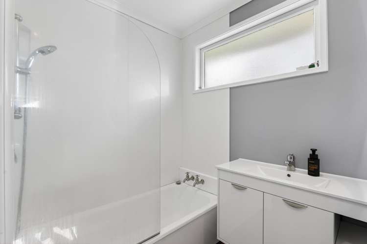 813 Willowpark Road South Akina_8