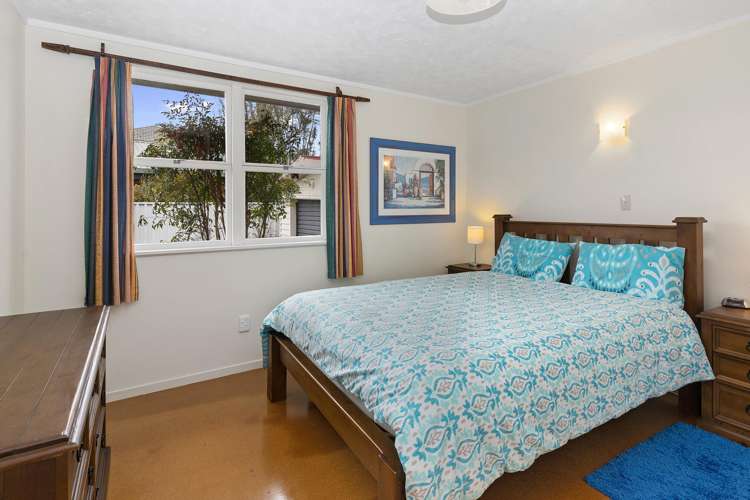 93 Mcleod Road Te Atatu South_12