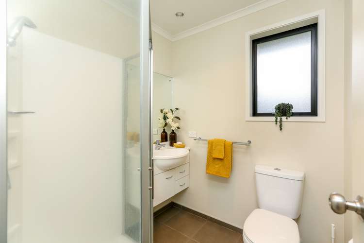 1185f South Road Oakura_19