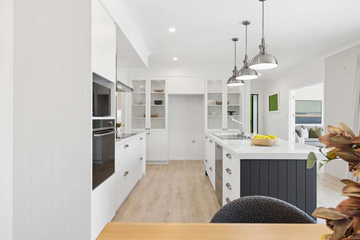 123 Huia Road_4
