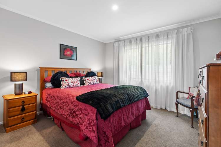 6 Louise Drive Ohauiti_24