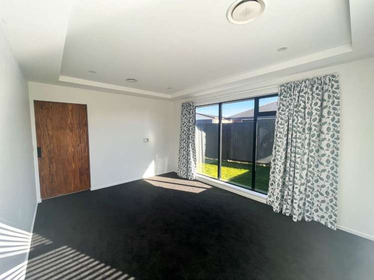 6 Dianthus Place Wigram_6