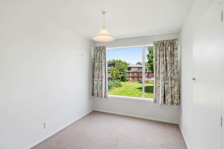 15 Wychwood Crescent Bishopdale_22