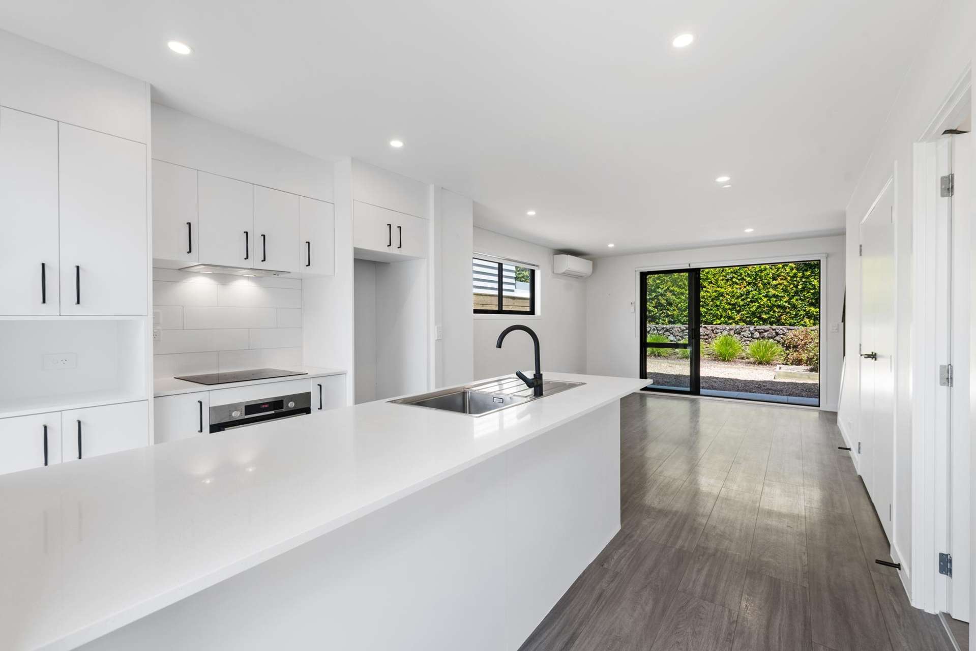 26 Whakahui Lane Mangere Bridge_0