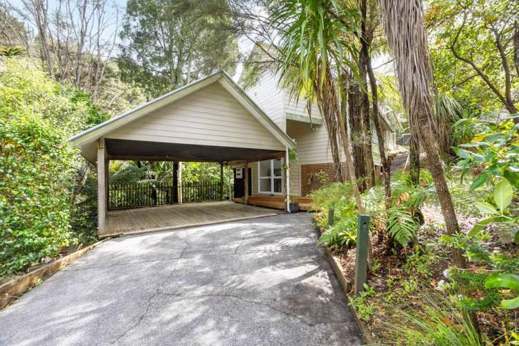 145 Woodlands Park Road Titirangi_15