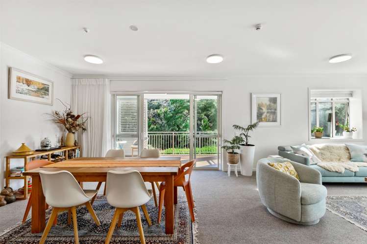 90 Eaves Bush Parade Orewa_7