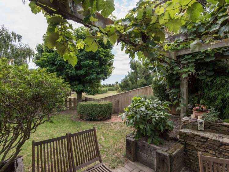 40 Kingsford Drive Stoke_1