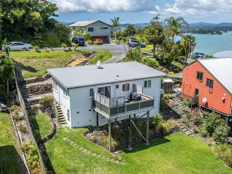 13 Binnie Street Paihia_16