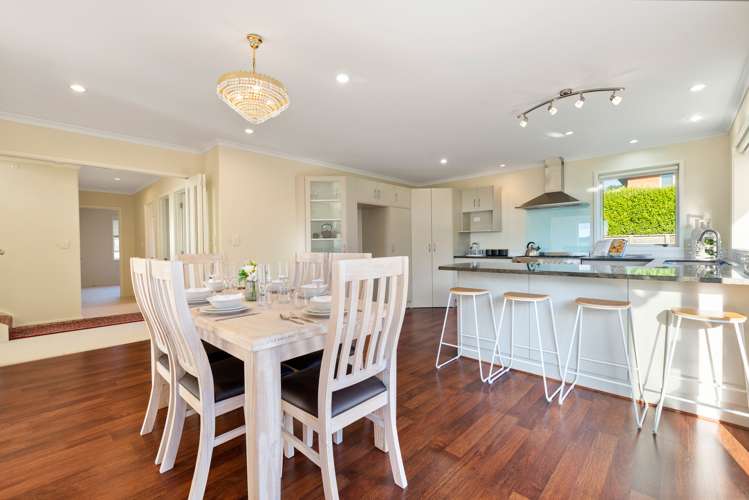 125 Basley Road Owhata_5