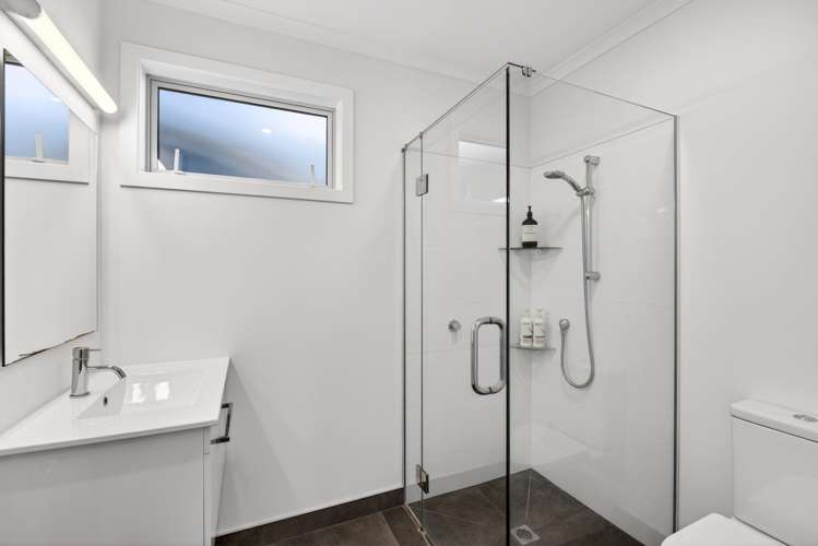 82 Hunter Drive Awatoto_11