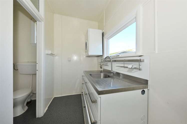 20 Laurence Street Waltham_10