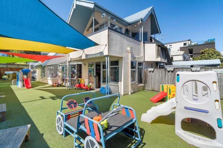 8 Henry Street Queenstown_1