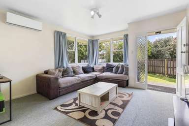 Flat 1/17 Peek Street_1