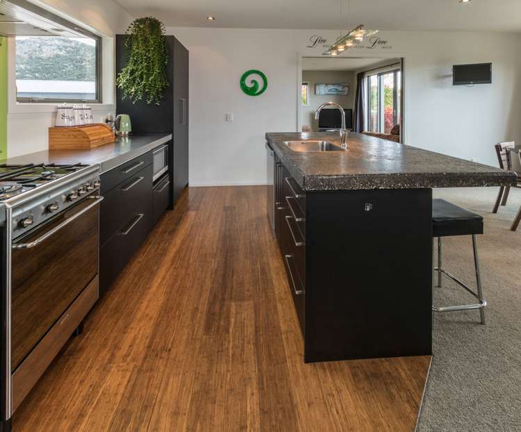 43 Matheson Crescent Albert Town_3