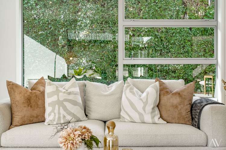 39 English Oak Drive Schnapper Rock_18