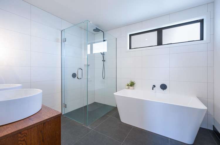 45 Katania Heights Brightwater_21