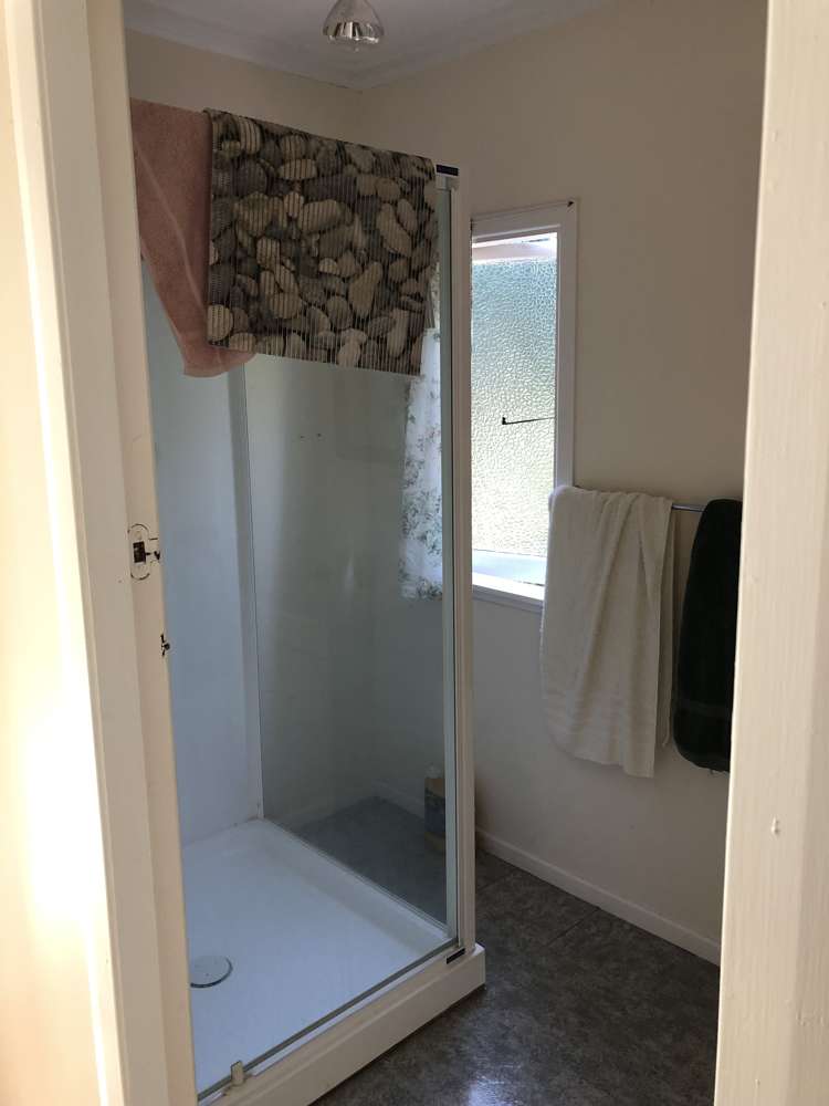 63 North Street Mokau_12