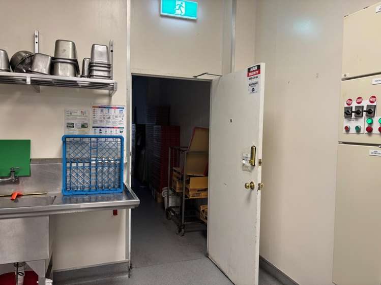 156-166 Main Street Upper Hutt Central_18