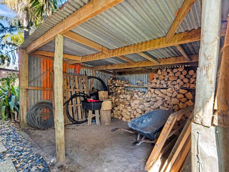 242 Baylys Coast Road Dargaville_28