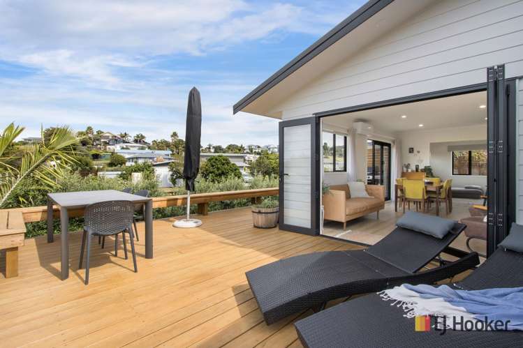 The Crescent Waihi Beach_0