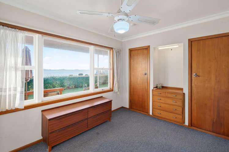 102 Harbour Drive Otumoetai_10