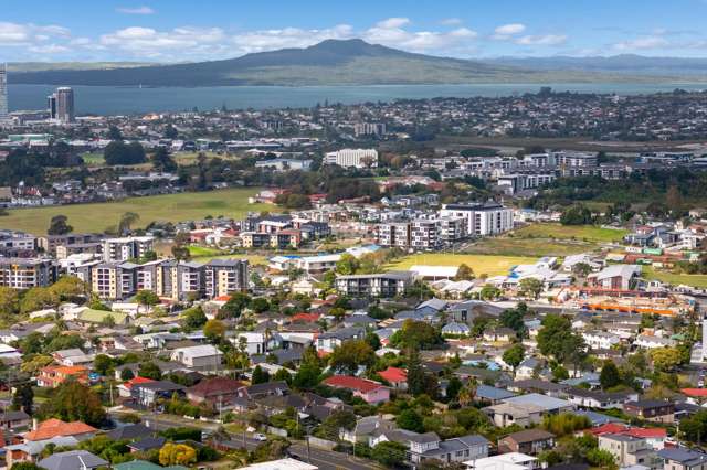 82-84 Ocean View Road Northcote_3