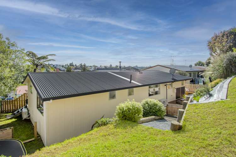 21 Burns Street Gate Pa_27