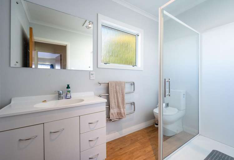 A/2/4 Sadlier St Nelson_9