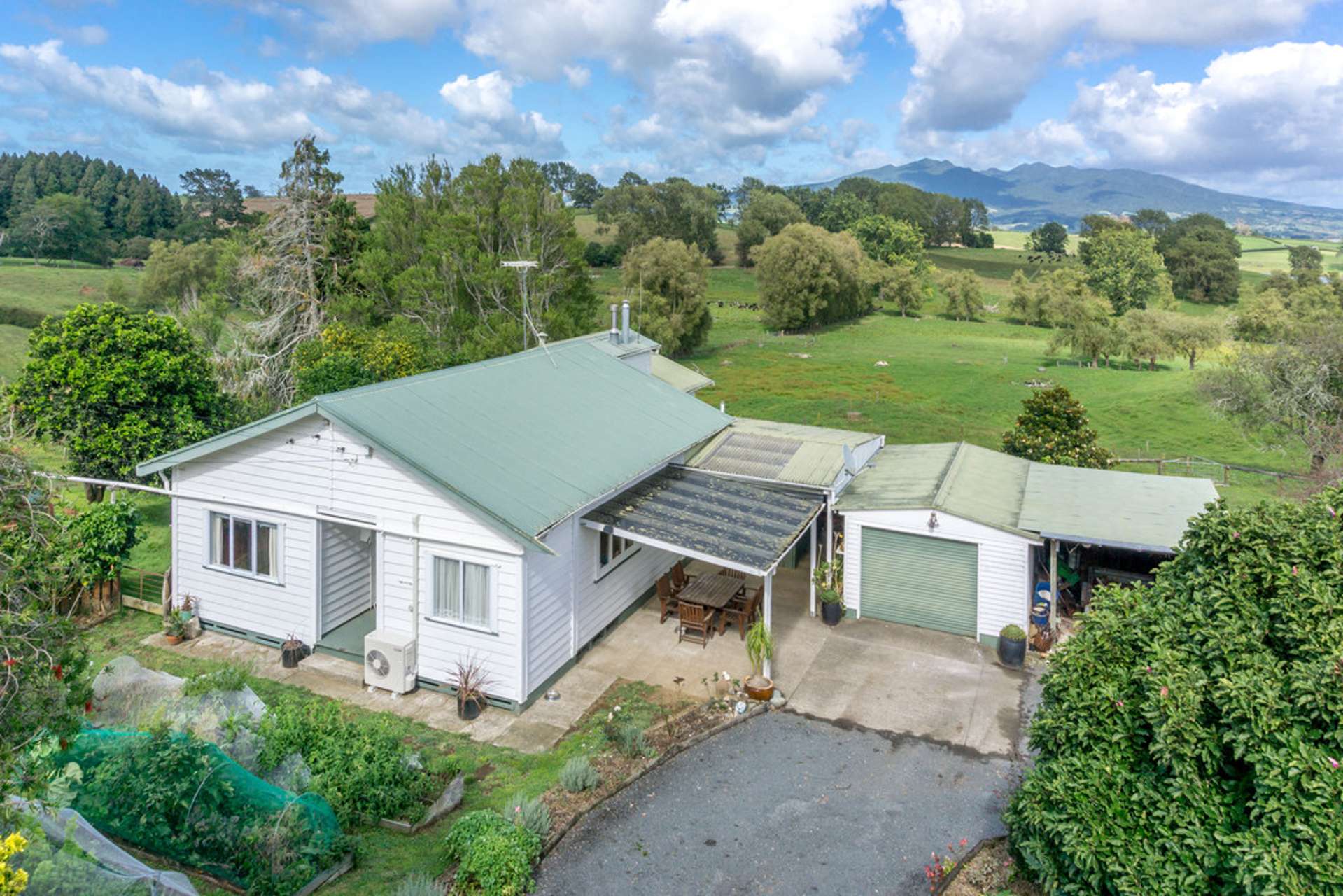 221 Meadway Road Ngahinapouri Waipa Houses for Sale One Roof