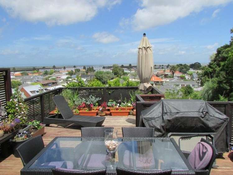 303b Fenton Street Thames_31