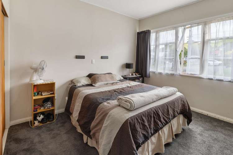 12 Thrush Street Taihape and Surrounds_11