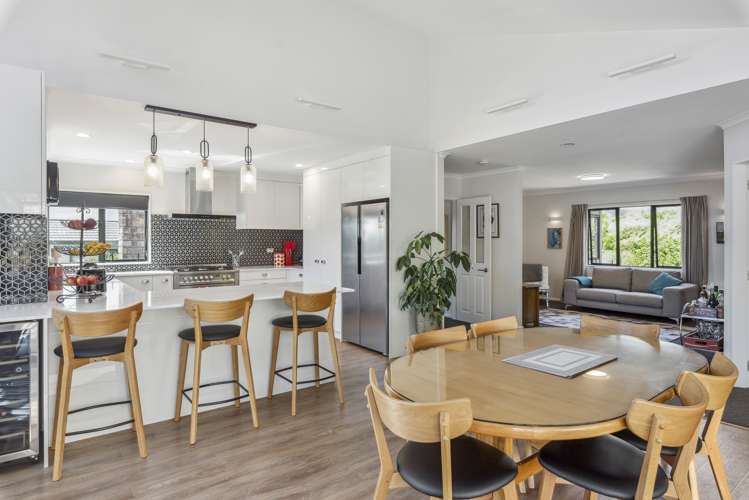 41 Quadrant Heights Paraparaumu_13