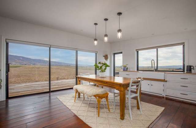 403 McArthur Road Alexandra_3