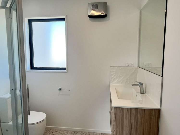 2/42 Sails Street Papanui_9