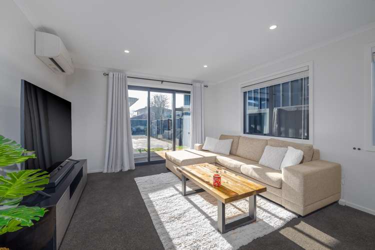 13 Holmes Hanover Lane Halswell_2