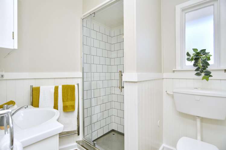 910 Avonside Drive Avondale_20