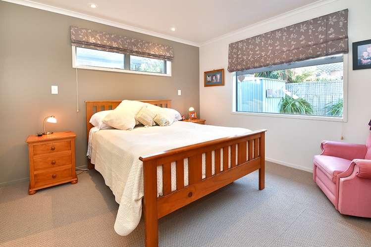 2 Forest Glen Orewa_12