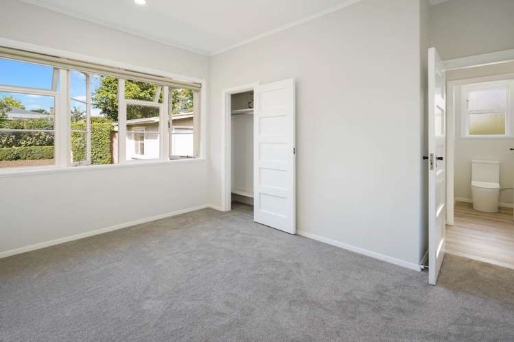 1 Renton Road Mt Albert_8