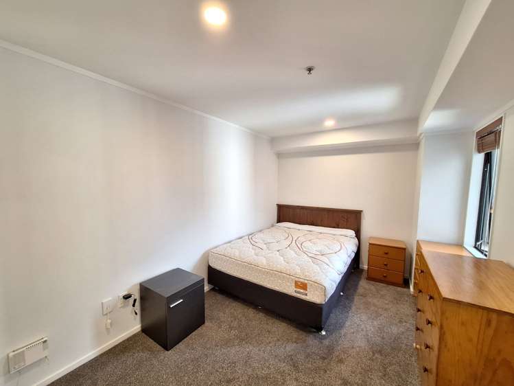 12C/6 Whitaker Place 10015_6