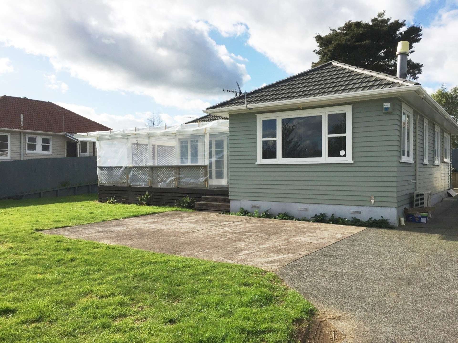 2/2 Kelvin Road Papakura_0