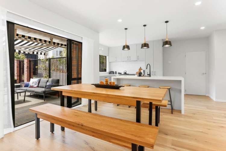 22a Fairholme Avenue Epsom_6