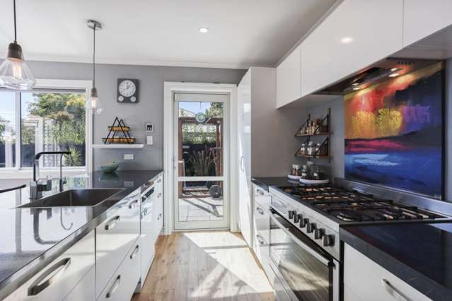 95 Sullivan Avenue Woolston_2