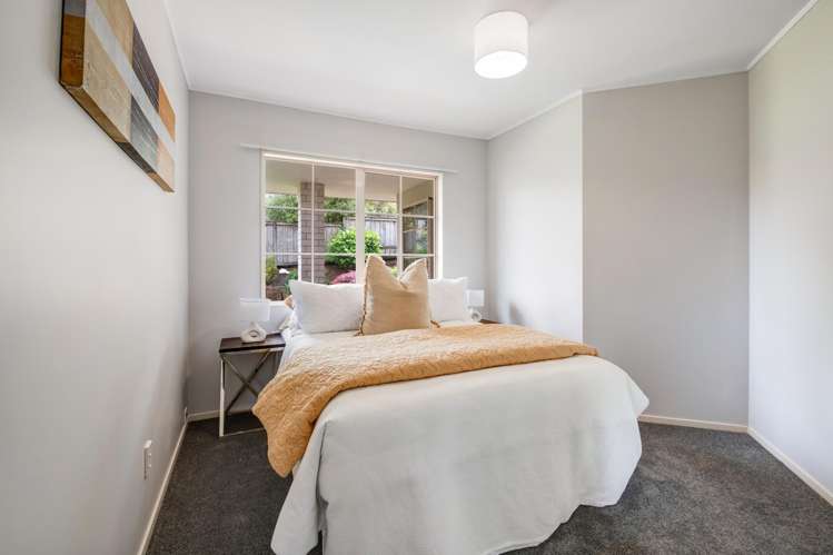 8 Godwin Court Unsworth Heights_10